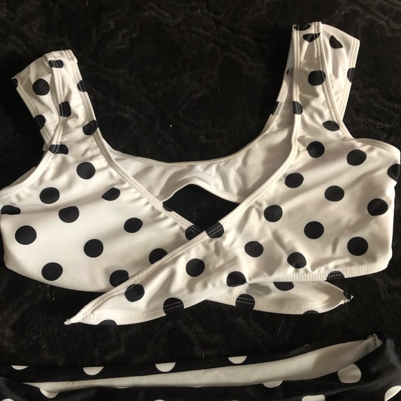 Polka dot bikini - Picture 3 of 3